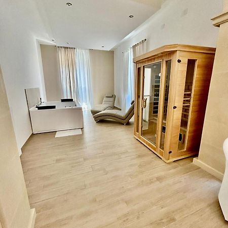 Bed E Suite Domar Brindisi Exterior foto