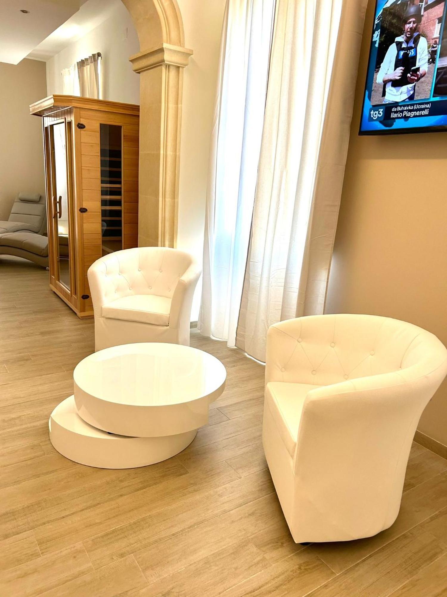 Bed E Suite Domar Brindisi Exterior foto